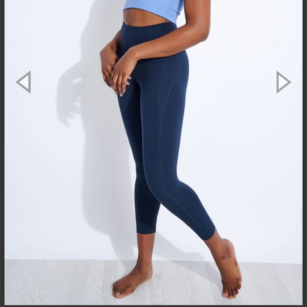 Girlfriend Collective Compressive High Waisted 7/8 Legging - Midnight